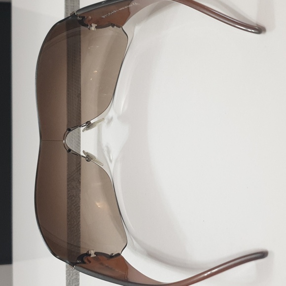 Authentic Bvlgari sunglasses - Picture 3 of 11